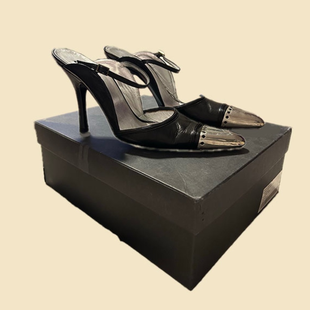 Exte Slip on Pumps. Black with silver toe. Size 8.